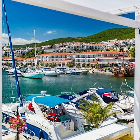 Marina Delfin Apartments - Top Location & Pet Friendly Sveti Vlas Extérieur photo