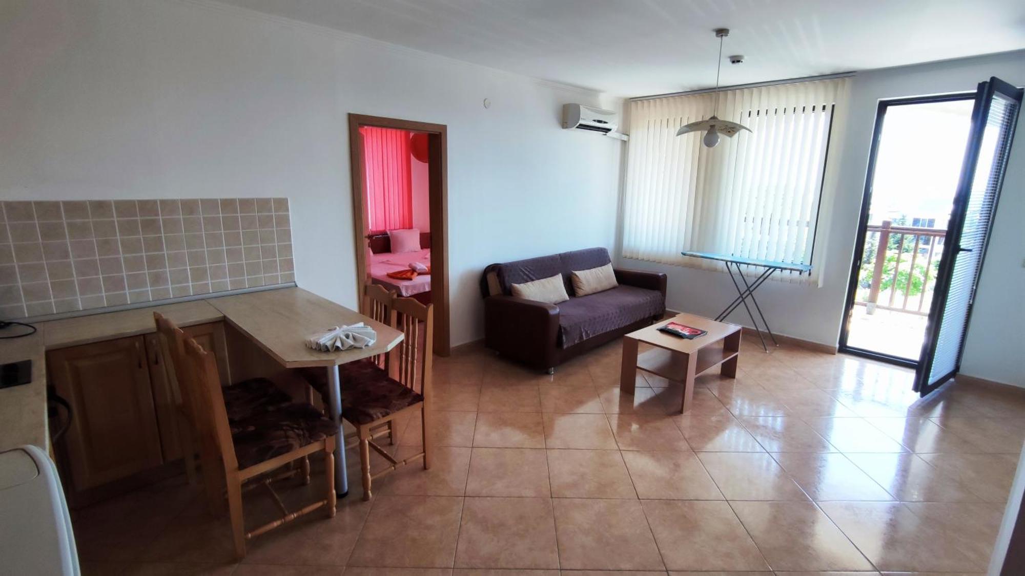 Marina Delfin Apartments - Top Location & Pet Friendly Sveti Vlas Extérieur photo