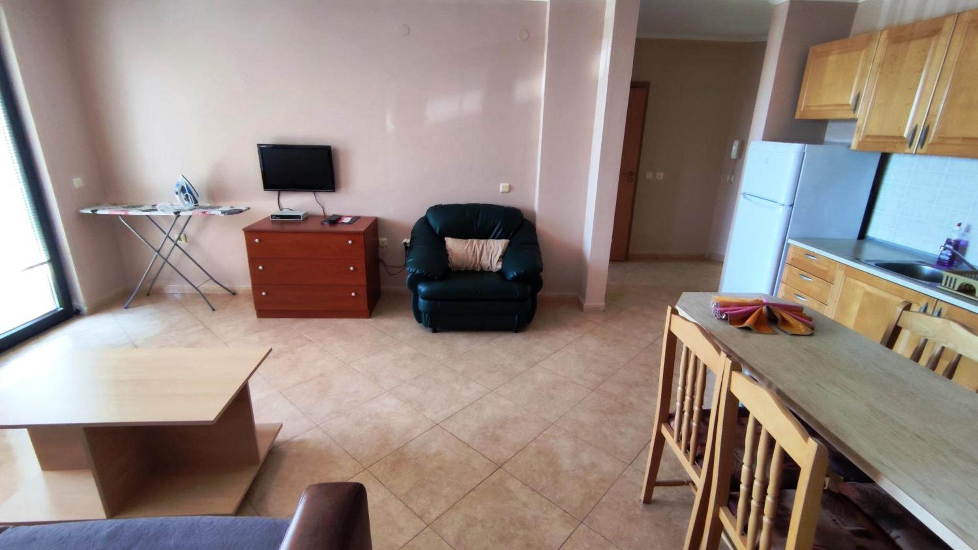Marina Delfin Apartments - Top Location & Pet Friendly Sveti Vlas Extérieur photo