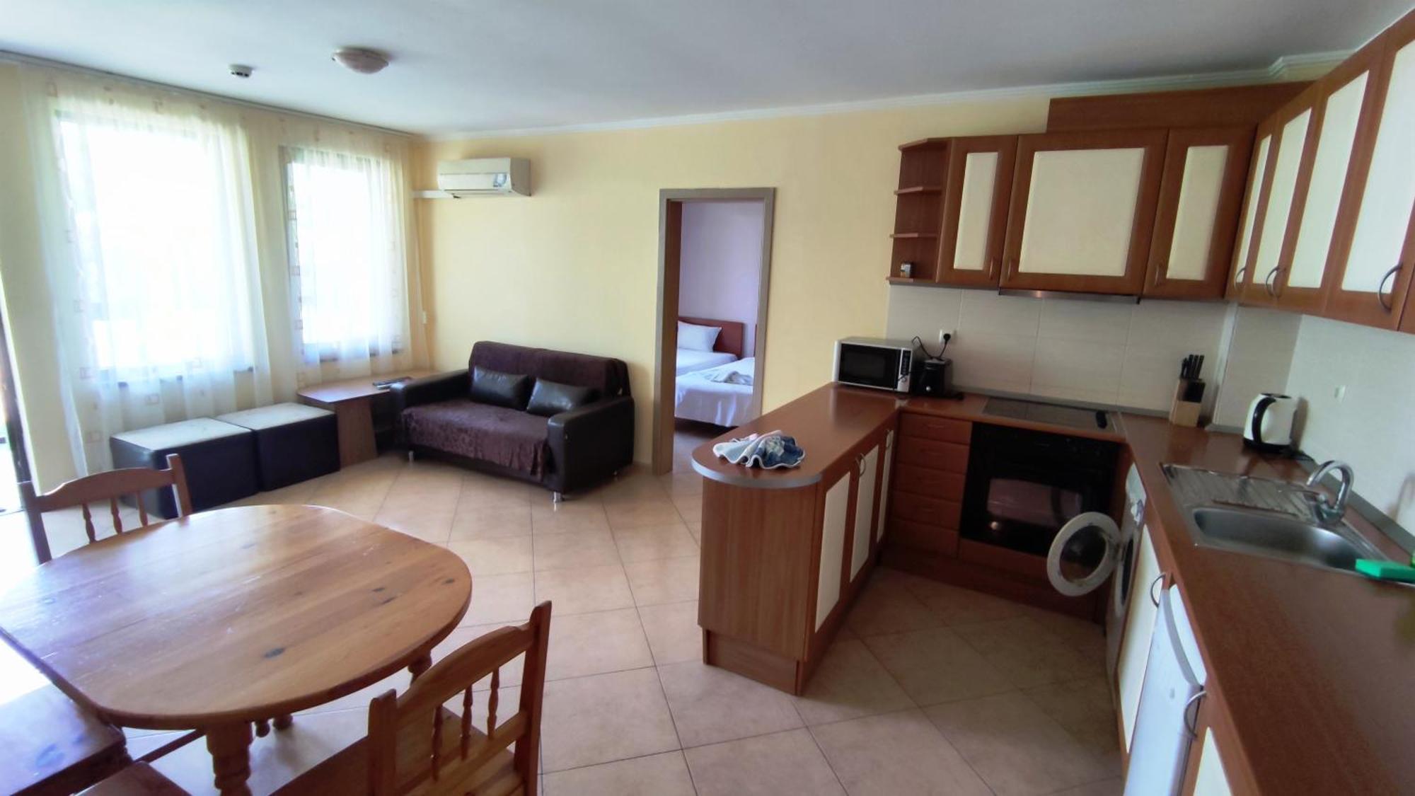 Marina Delfin Apartments - Top Location & Pet Friendly Sveti Vlas Extérieur photo