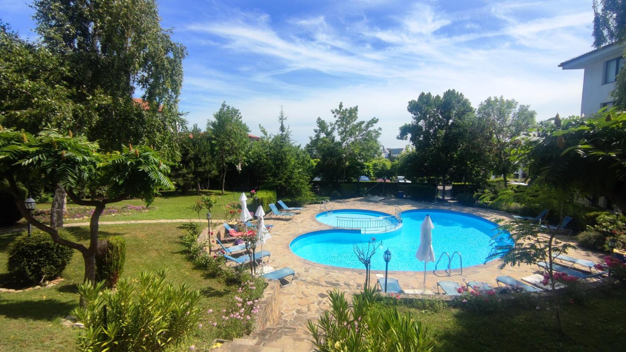 Marina Delfin Apartments - Top Location & Pet Friendly Sveti Vlas Extérieur photo