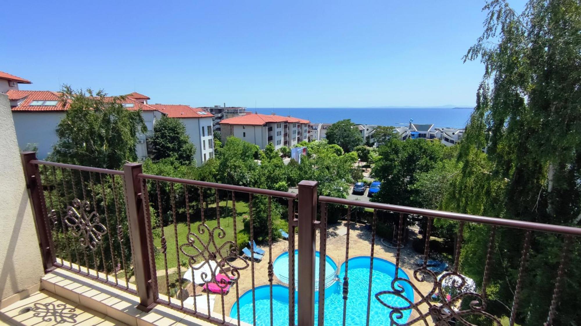 Marina Delfin Apartments - Top Location & Pet Friendly Sveti Vlas Extérieur photo