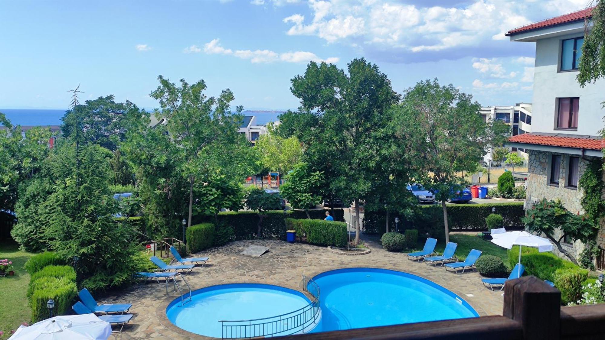 Marina Delfin Apartments - Top Location & Pet Friendly Sveti Vlas Extérieur photo