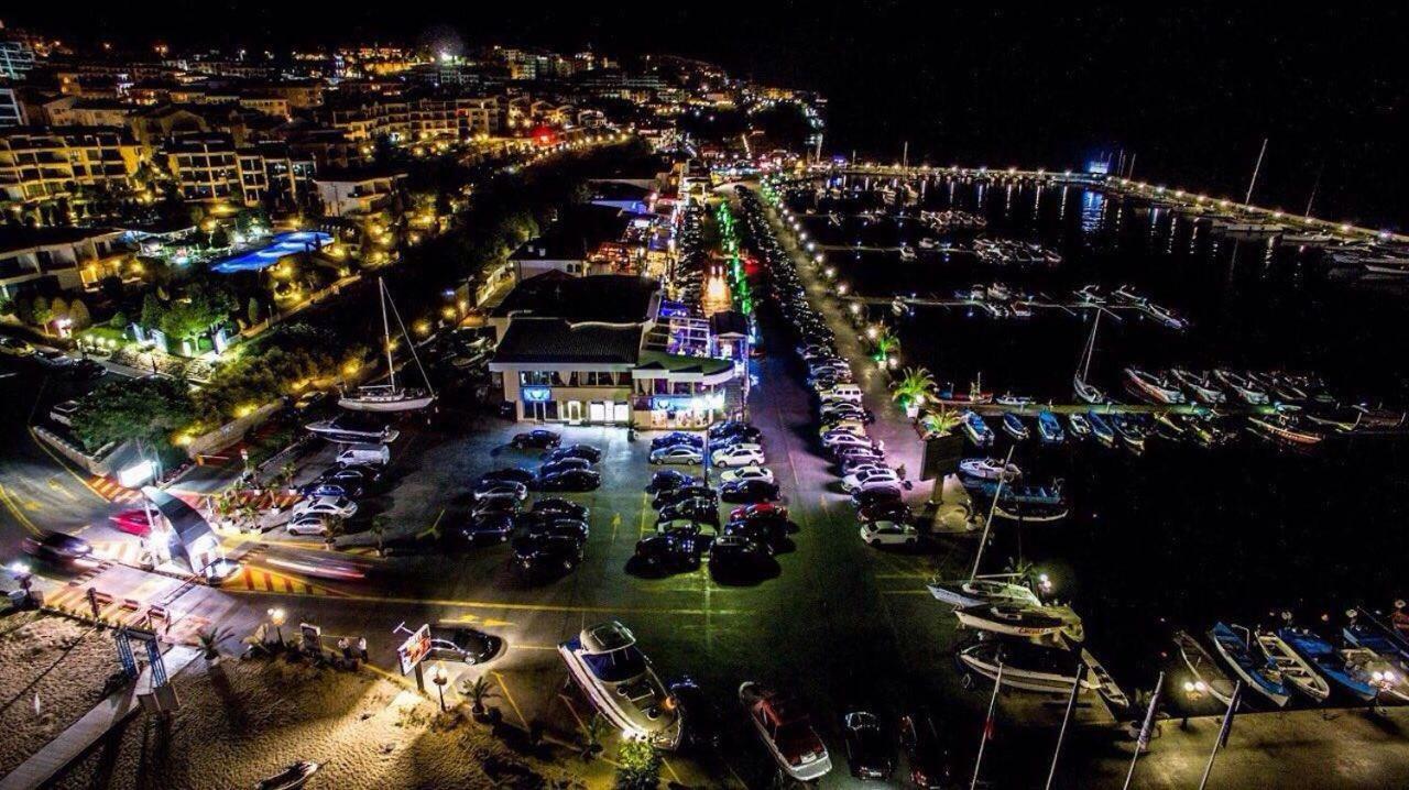 Marina Delfin Apartments - Top Location & Pet Friendly Sveti Vlas Extérieur photo